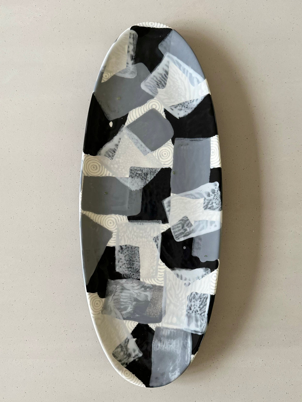 smudge - black